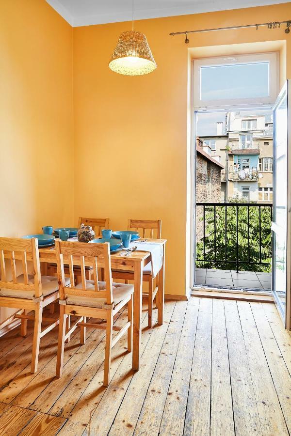 Green Yard Apartment Krowoderska Street Krakow Bagian luar foto